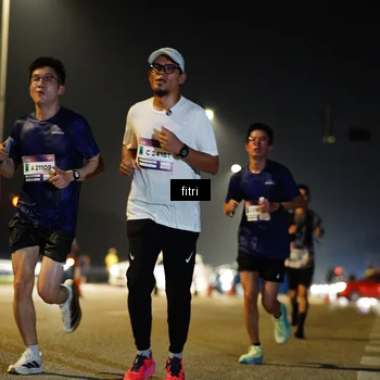 Runner Photo 7396368