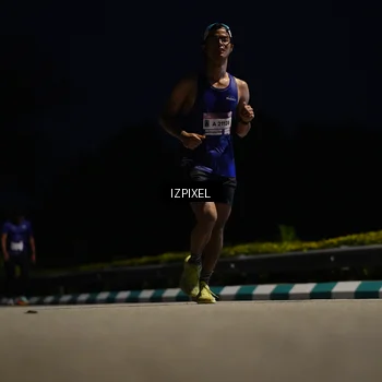 Runner Photo 7396387