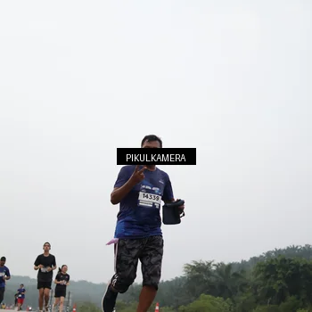 Runner Photo 7396392