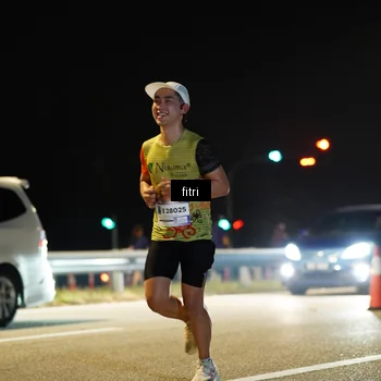 Runner Photo 7396412