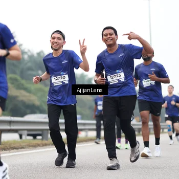 Runner Photo 7396424