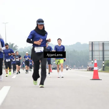 Runner Photo 7396442
