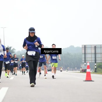 Runner Photo 7396443
