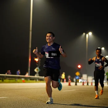 Runner Photo 7396448