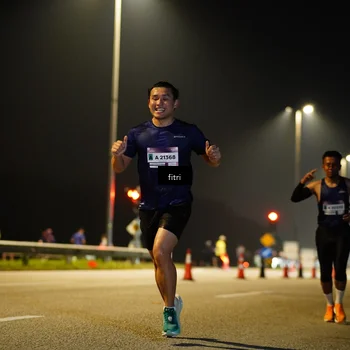 Runner Photo 7396455