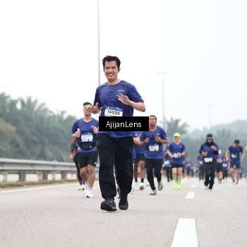 Runner Photo 7396459
