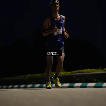 Runner Photo 7396460