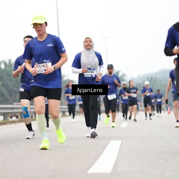 Runner Photo 7396477