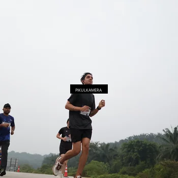 Runner Photo 7396478