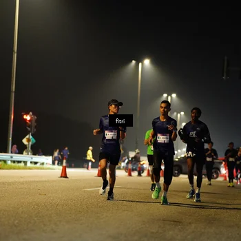 Runner Photo 7396483