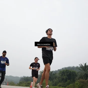 Runner Photo 7396486