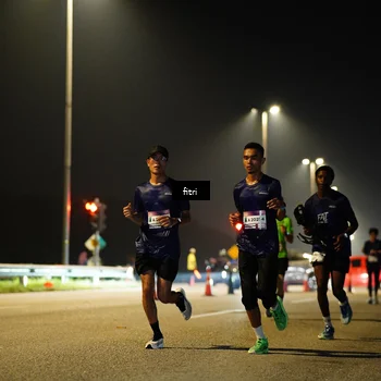 Runner Photo 7396487