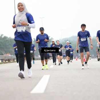 Runner Photo 7396503