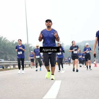 Runner Photo 7396540