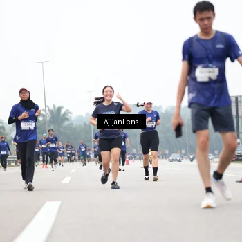 Runner Photo 7396566
