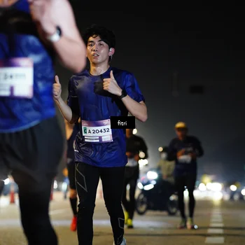 Runner Photo 7396571