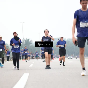 Runner Photo 7396579