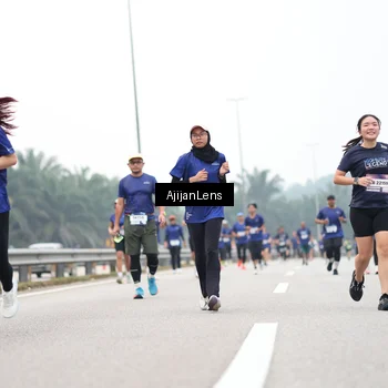 Runner Photo 7396593