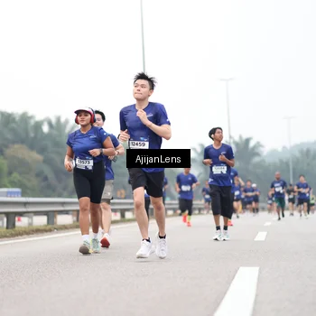Runner Photo 7396662