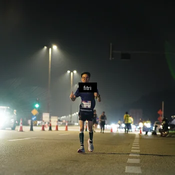 Runner Photo 7396678