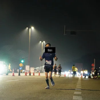Runner Photo 7396679