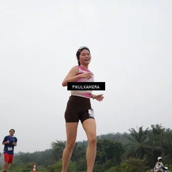 Runner Photo 7396681