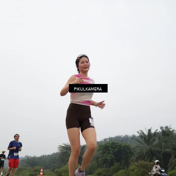 Runner Photo 7396682