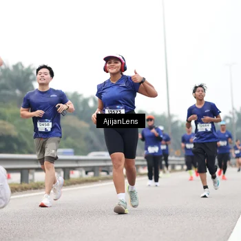 Runner Photo 7396684