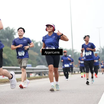 Runner Photo 7396688