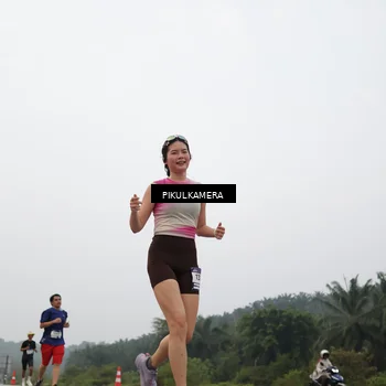 Runner Photo 7396693