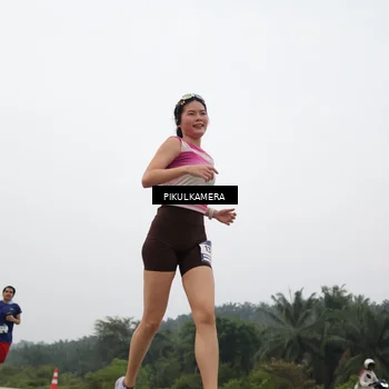 Runner Photo 7396695
