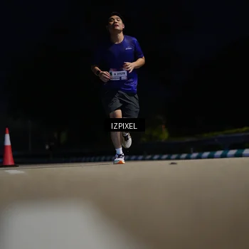 Runner Photo 7396707