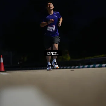 Runner Photo 7396718