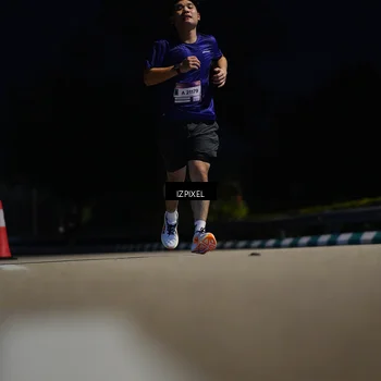 Runner Photo 7396746
