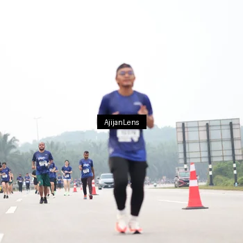 Runner Photo 7396752