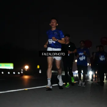 Runner Photo 7396755