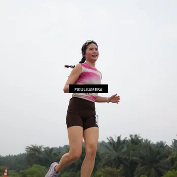 Runner Photo 7396762