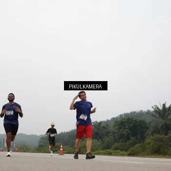 Runner Photo 7396770