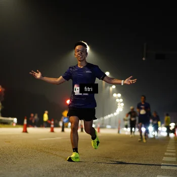 Runner Photo 7396777