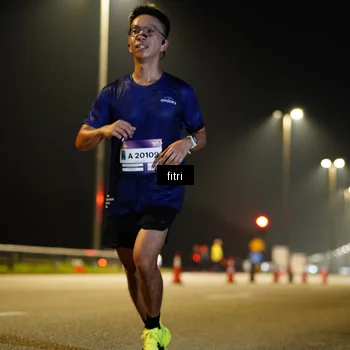 Runner Photo 7396790