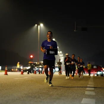 Runner Photo 7396791