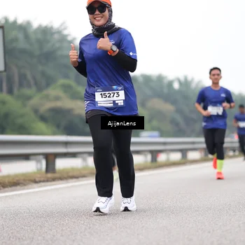 Runner Photo 7396796