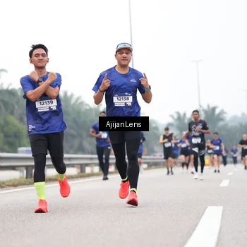Runner Photo 7396804