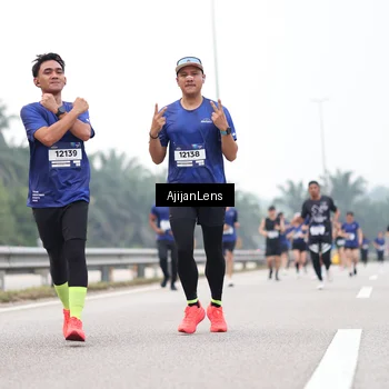 Runner Photo 7396805