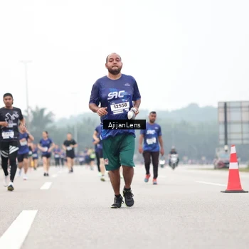Runner Photo 7396831