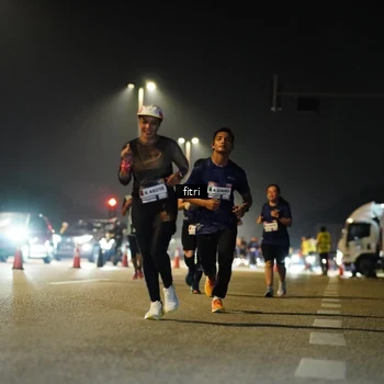 Runner Photo 7396837