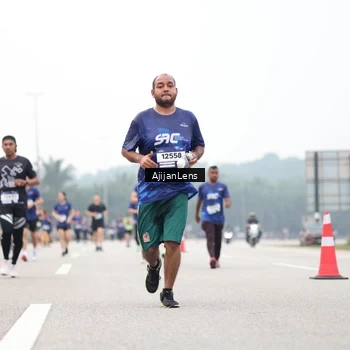 Runner Photo 7396839