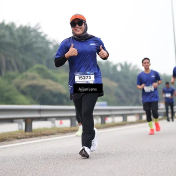 Runner Photo 7396848