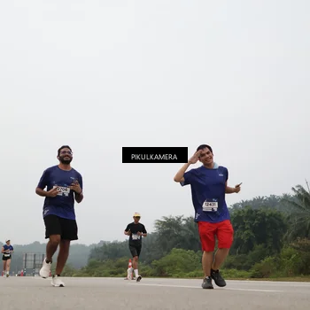 Runner Photo 7396854