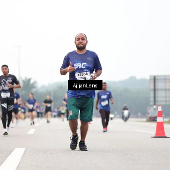 Runner Photo 7396860
